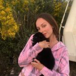 Ester Expósito Instagram - decidí sumergirme solo en lo que me fuese a incendiar por dentro y qué bonito cuando llega..ha sido un regalo❤️‍🔥 Guanajuato, Mexico