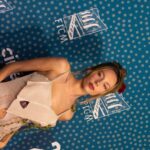 Ester Expósito Instagram - Gracias por tanto cariño @ficm 🌺🌺🤎🤎🤎 Perdidos en la noche se estrena en México el 14 de diciembre⏳ Morelia, Mexico