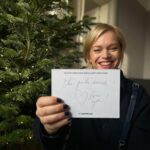 Ester Geislerová Instagram – Psáno a darováno s láskou!  @geislerova_ester @montblanc #heartwritten # 🫀🎄🖋️ #spolupráce #inspiraceosaním #psanosrdcem