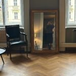 Ester Geislerová Instagram – Aňa @geislerka má knihy a merch, textil a boží čepice, Lela má tisky a plakátky, @zuza_led grafiky a tisky, @katerinaoujezdska má agenturu herckou a headshoty a s Aňou workshopy a my měly malý pop up a všichni dohromady uděláme dost. 🎄🎄🎄 
V @atelier22_23 🤍 #atelier22 Petřín Hill, Petrin, Prague
