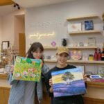 Esther Yang Instagram - 畫畫實在是太太太考驗本人耐心了 一度衝出去買零食散心 療癒力0 焦躁感87 哈哈哈哈哈 還好有美膩老師手把手帶著我 畫出夢想中的薰衣草田 謝謝阿恬的相揪 讓暴走媽氣質一個下午😂 #阿存印象派 #hbdtome 艾瑪畫室 Amma Painting Art Studio
