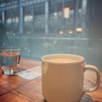 Esther Yang Instagram - #我的天堂城市 我們背負的傷 會從我們育兒的方式顯露出來 我們總想給孩子我們不曾有的 在各種現代心理學教養中失去方向 過猶不及 一個個病名彷彿是解藥 沒有人要與父親和好 直到先生牽起妻子的手 堵住破口 世代間的關係 得以改變 明明不是母親 卻演出那麼活生生的母性 截至今日 最好的蔓 沒有之一 太精闢 @weiman_the_real_one #最佳女主角