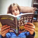 Ethan Thomas Jung Instagram - Currently reading 📖 #book #reading #endersgame #scifi