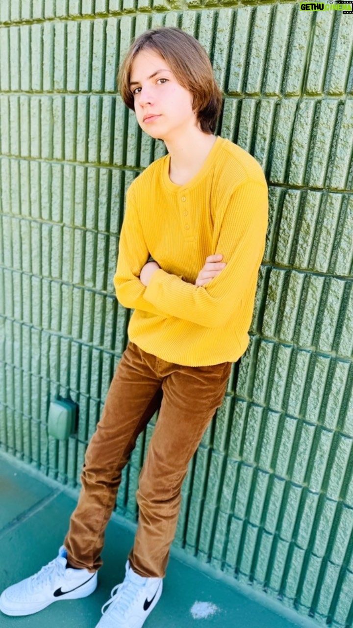 Ethan Thomas Jung Instagram - Have a great week! #monday #vibes #colorful #bright #colorwall #instagood #photooftheday #followme #picoftheday #follow #me #instadaily #instalike #igers #life #amazing #instamood #bestoftheday #model #Actorsofinstagram #actor #acting #childactor #teenactor #younghollywood #aefh #kittalent #casting