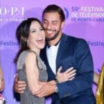 Fabienne Carat Instagram - « Ton envol laisse un vide que personne ne pourra guérir mais ton sourire et ton amour laissent une présence que personne ne peut effacer. » « Je t’aime imbécile. » Prends soin de lui là-haut, on essayera de faire aussi bien que toi pour ceux qui restent ici-bas. Alors trouve la paix 🙏🕊️ #ripmarwan #28102023