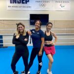 Fabienne Carat Instagram – #REPOST @parisivincent
Rendez-vous ce soir à 20h sur @beinsports_fr 2️⃣ avec notre Championne Olympique de Boxe Anglaise 🥊 @estelle.mossely et la comédienne @fabienne_carat et la journaliste ⚽️ @margotdumont10 dans l’émission Salon VIP « Les Jeux de PARISI ». Merci @insep_officiel @ff_boxe @charlotteprato #sportpourvaleur #boxe #jujitsufightingsystem #jujitsufightingsystemparisi @venum @venumwomen @thank_you_max @camillealengrin Insep ( Institut National Du Sport, De L’expertise Et De La Performance )