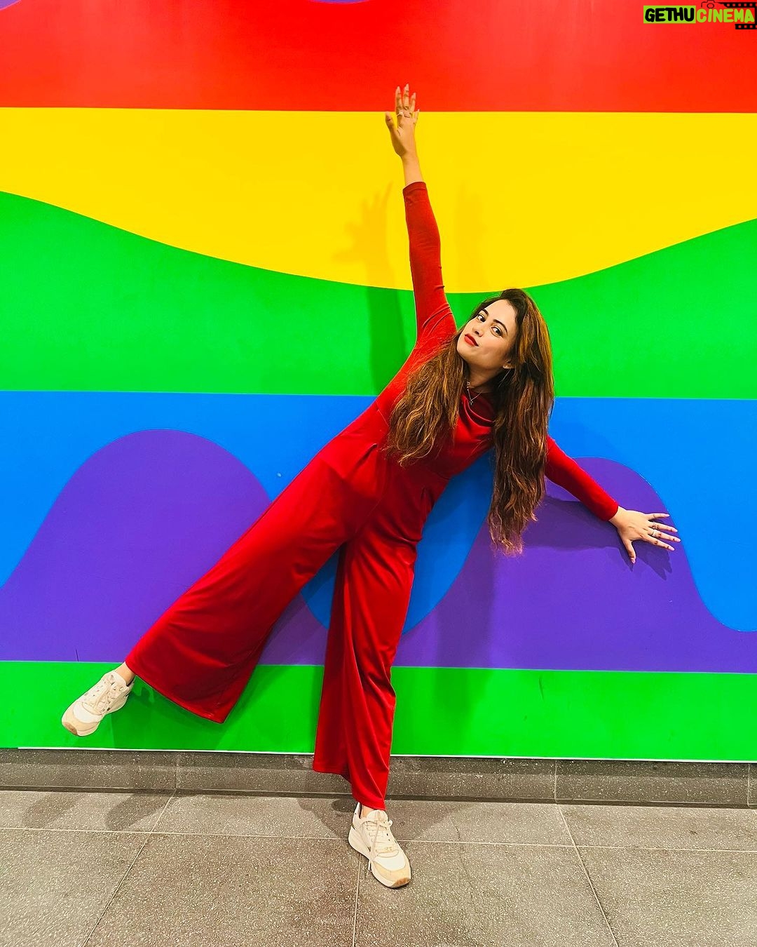 Farina Azad Instagram - Dare to be colourful!