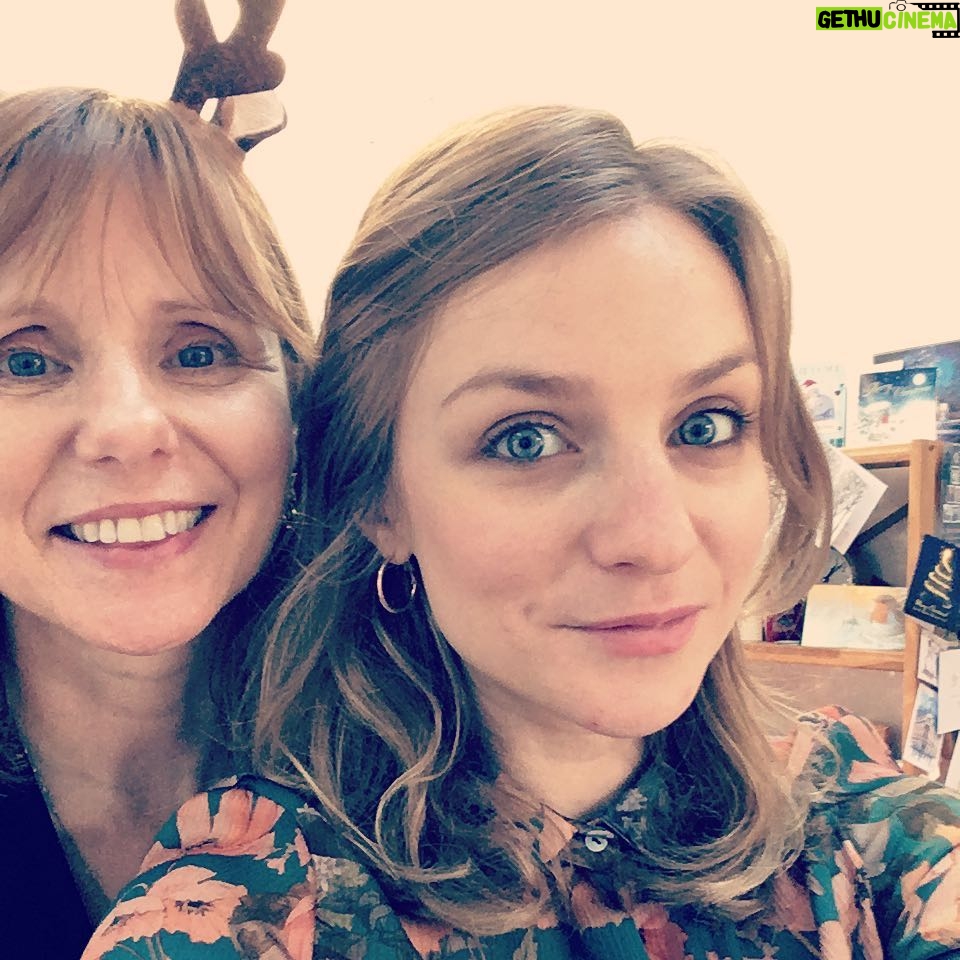 Faye Marsay Instagram - Merry Xmas from Mother and me! Have a good day all 👌❤️