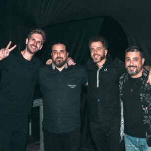 Felipe Simas Instagram - Foram 278 shows no total em 2023 com essa turma aí! Alegria imensa dividir a caminhada com figuras tão fascinantes, movidas pelo objetivo comum de fazer suas artes carregadas de originalidade e autenticidade chegar em tanto canto.