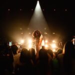 Felipe Simas Instagram - Primeiro show da primeira turnê da história de Lucas Mamede. Fortaleza, 28 de abril de 23