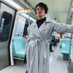 Feride Çetin Instagram - Fırfırellas on subway 🧥@vuuofficial 👗@vuuofficial 💍 @ifeelfreeco @difashionbranding Cuma Sinemalarda #KalbimYaraliGala @kalbimyaralifilm Istanbul, Turkey