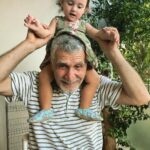 Feride Çetin Instagram - Kabul edilmiş dualar... #myparentsrock❤️ #whenchildrenlovetolearn #grandpa #grandma #babygirl #hayathanımharikalardiyarında🧚🏼‍♀️#happysundayeveryone #timetoshine Lara Çağlayan