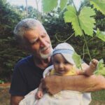 Feride Çetin Instagram - Canim babam, her düstügümde elimi tuttugun ve kendi yolumu çizmeme destek verdigin için minnettarim. Neyse ki kavusmamiza az kaldi 👨‍👧#babambüyükadam #dedetorun #hayathanımharikalardiyarında #babalargünü #mydadismyhero Çatalca, İstanbul