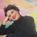 Feride Çetin Instagram - Şakaklarımdaki beyazlara, alnımdaki çizgilere bakın, harika görünmüyorlar mı? #lovemyscarsmyflaws Etiler