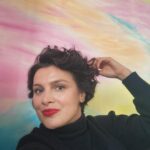 Feride Çetin Instagram – Şakaklarımdaki beyazlara, alnımdaki çizgilere bakın, harika görünmüyorlar mı? #lovemyscarsmyflaws Etiler