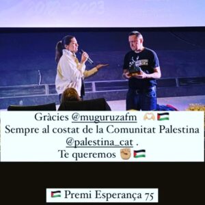 Fermin Muguruza Instagram - Al 75è aniversari de La Nakba, la Comunitat Palestina de Catalunya em va donar el Premi Esperança. Avui a la presentació de "BIDASOA 2018-2023" a Barcelona m'ho han lliurat i he plorat. Eskerrik asko bihotzez.
Aturem el genocidi. Boycott Israel. Free Palestine.

@bidasoa_2018_2023 
El documental es podrà veure de nou a Barcelona (Cinemes Girona) els dies 27, 29 i 2/11.

"BIDASOA 2018-2023" - gaur/hoy/avui/hoxe
URRIAK 26 octubre
Donostia, Principe – 17:30, 20:00
Santiago DC – Numax – 15:45
Bilbo, Golem – 17:15 (última proyección)
Madrid, Golem – 16:30 (última proyección)

#bidasoa20182023