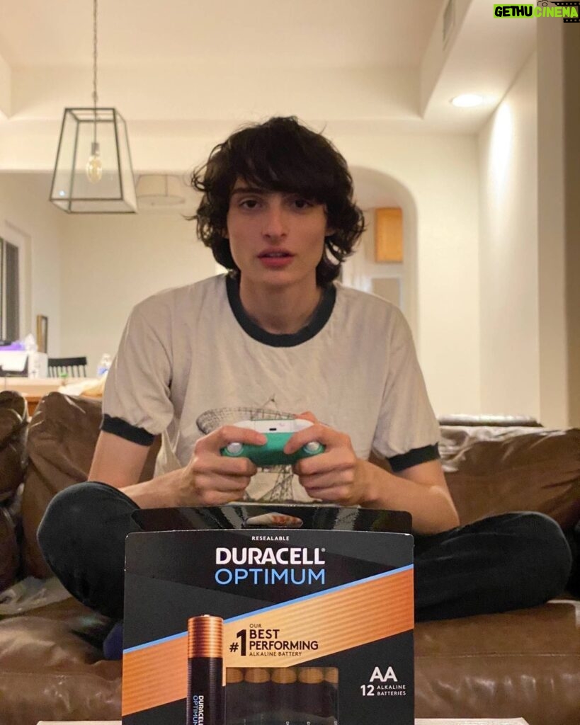 Finn Wolfhard Instagram - I love my gaming space, but I hate interruptions - so I #gamelonger with @Duracell. If you hate distractions as much as I do, then you’ll be stoked to hear that #Duracell is sending one winner to 5 days of interruption-free gaming paradise. This is gonna be an insane house with a chef, a housekeeper, and a stack of Duracell batteries. Learn how to enter at gamelongergetaway.com #ad
