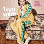Finn Wolfhard Instagram - • @obsmagazine Thanks for the chat! Interview with @moshakis on Sunday with the Observer 🗞 . Cover: @daniellelevitt Styling: @thegriceisright Grooming: @msruthiemakeup Set design: @_coopervasquez_