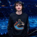 Finn Wolfhard Instagram - Welcoming Vancouver’s own @FinnWolfhardOfficial to tonight’s #Canucks game! Rogers Arena