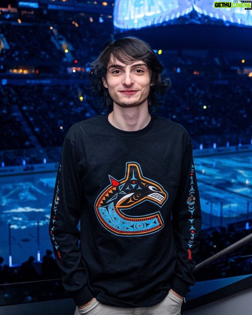 Finn Wolfhard Instagram - Welcoming Vancouver’s own @FinnWolfhardOfficial to tonight’s #Canucks game! Rogers Arena