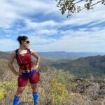 Franciely Freduzeski Instagram - A imensidão através da janela! O espetáculo da simplicidade e perfeição da natureza #mirantedajanela #vida #natureza #chapadadosveadeiros 🤸‍♂️🌻👏🏻❤️ Mirante Da Janela