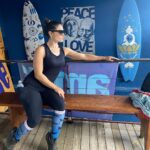 Franciely Freduzeski Instagram - Com a cabeça nas nuvens…. #whatalife #cura #fibromyalgia #atividadefisica 🦋✍🏻🫡🏃🏻‍♀️🏃🏻‍♂️🏃🏻👯‍♂️💃🏻🕺🏻 Morro Dois Irmãos