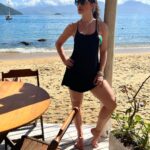 Franciely Freduzeski Instagram - A dor é fértil, é dela que brota a força ❤️👯‍♀️ #fibromialgia #whatalife #saude #dorcrônica #mudançadehábitos 🫵🏻🦾💪🦿👣👣👣👣#trilhas Ilha Grande - Angra Dos Reis, Brasil