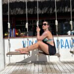 Franciely Freduzeski Instagram - A dor é fértil, é dela que brota a força ❤️👯‍♀️ #fibromialgia #whatalife #saude #dorcrônica #mudançadehábitos 🫵🏻🦾💪🦿👣👣👣👣#trilhas Ilha Grande - Angra Dos Reis, Brasil