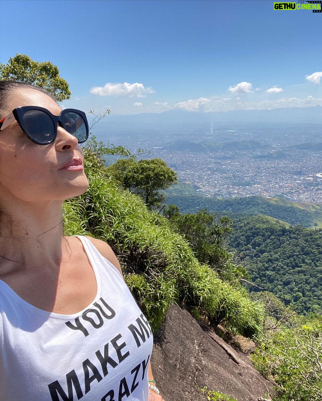 Franciely Freduzeski Instagram - Difícil é não tentar nada. #whatalife #fibromialgia #fibromyalgia #natureza #paz #amor❤ #amigos #cura #riodejaneiro #trilhas #picodatijuca Pico da Tijuca