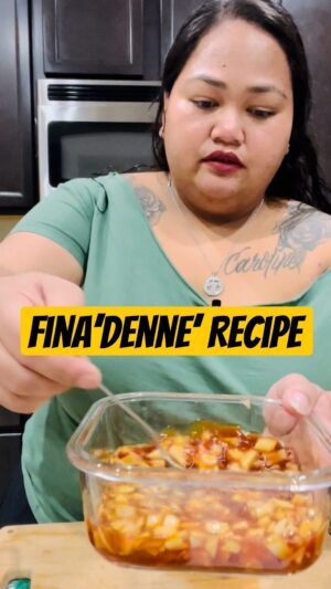 Frank Camacho Instagram - Fina’denne’ Recipe😋 Knife from bladesbycrank.com 🔥 

@bladesbycrank 

#nettycee #bladesbycrank #frankthecrank #sharpeningservicesmarianas #sharp #shinarp #saipan #guam #cnmi #marianas #easyrecipe #simplerecipe #homecooking #homecooked #iykyk #finadenne #finadennerecipe