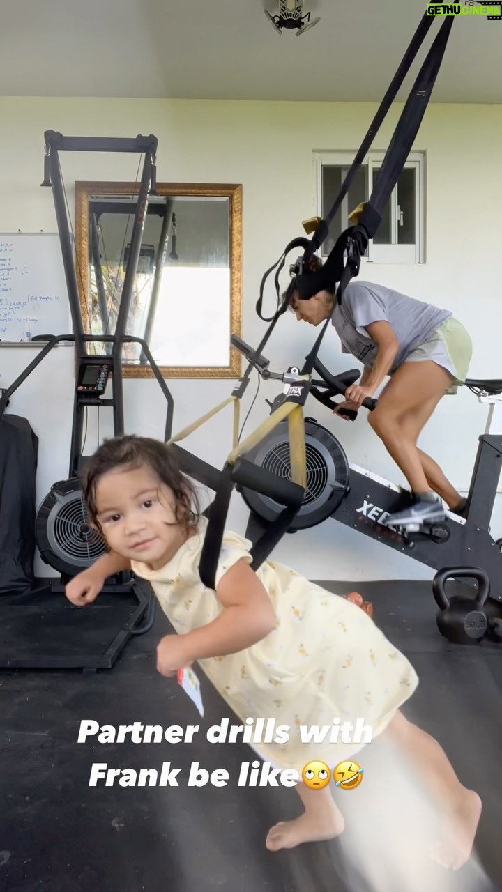 Frank Camacho Instagram - Weena stealing the show anyways📸 💣 😽 #thecranks #pulantatgym #bikework