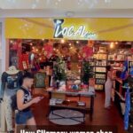 Frank Camacho Instagram - Krixmas is around the korner! 🎅🏾🌴 Grab your mali, if you have last minute shopping to do! And remember to support local artists and vendors when you can 🤙🏽 Biba Ha’ånen Krismas to you and yours ♥️ Bula guinaiya!! #chamoru #chamorro #guam #guahan #cnmi #671 #670 #🇬🇺 #🇲🇵 #pasifika #pacificislanders #finadenne #neni #finadenne_neni