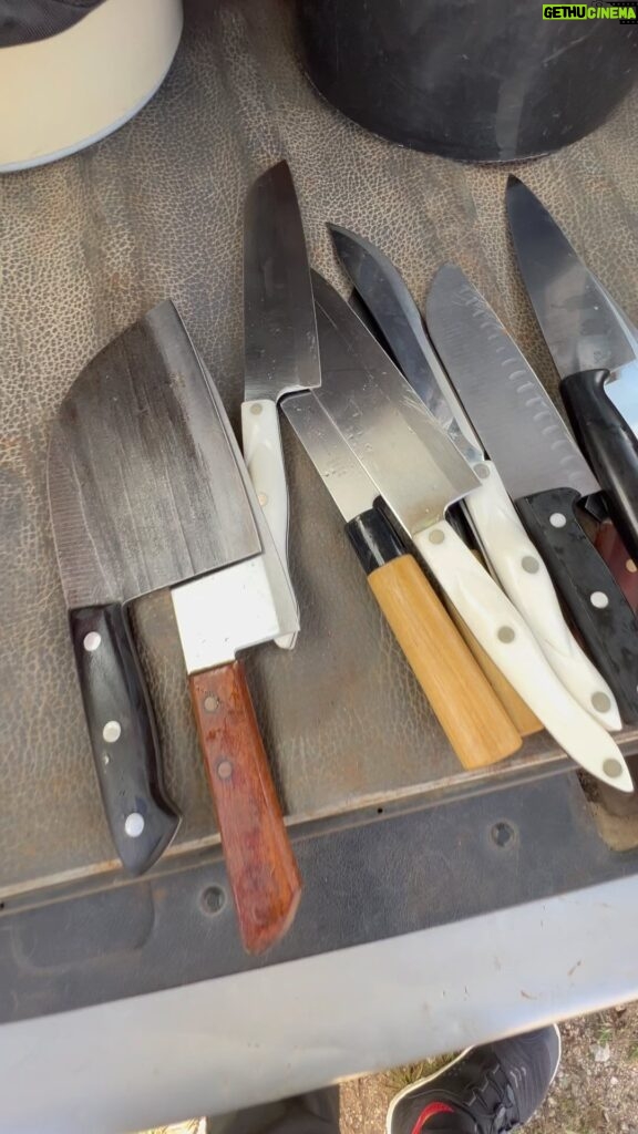 Frank Camacho Instagram - Sharpening Menu Today!!! Keep your kitchen cutting edge 🔪. Offering restaurants a monthly subscription for premium sharpening. DM for your first sharpening! ✨ #SharpChefs #PrecisionMatters #shinarp #sharpeningservices #guam Ma's Kitchen