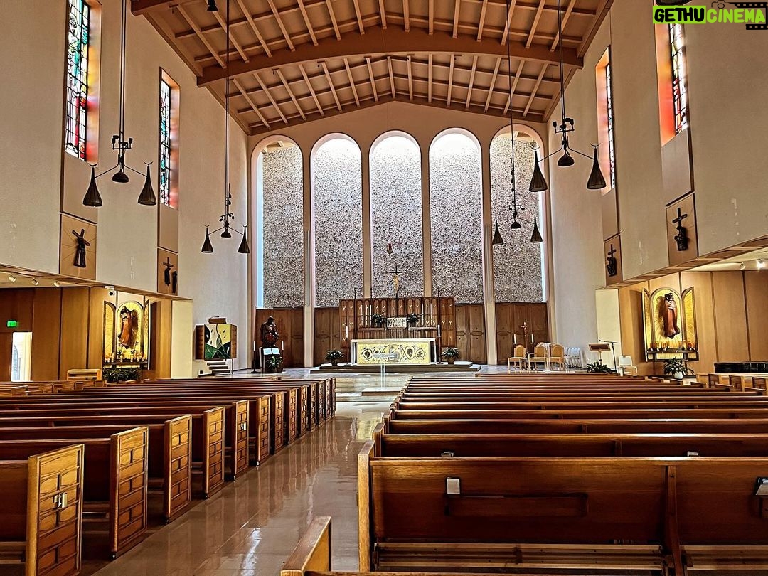 Frank Stallone Jr. - 1.1K Likes - A good place to be Saint Paul's peaceful and reflective. @catholicnewsagency #catholicchurch #prayer