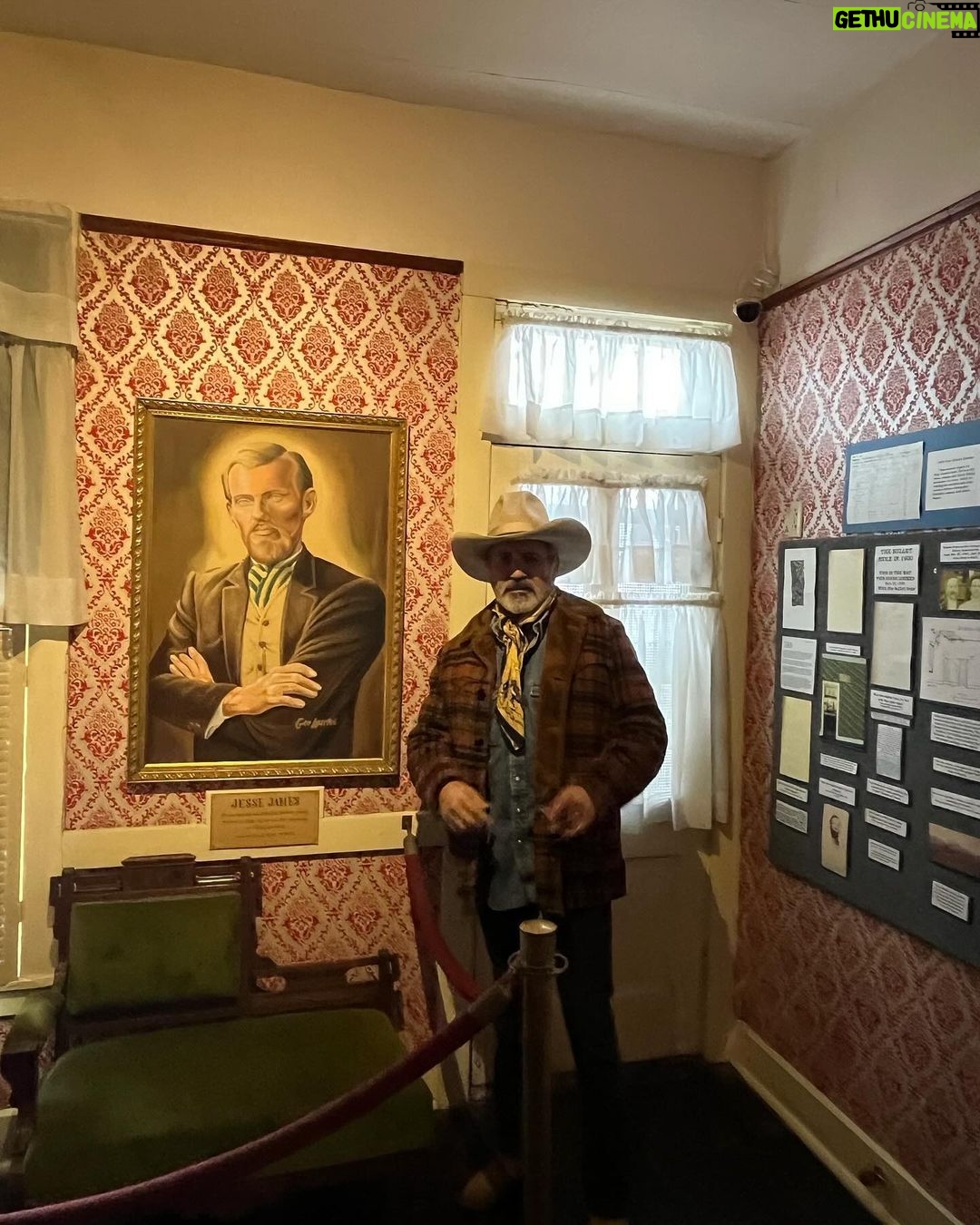 Frank Stallone Jr. - 1.4K Likes - Some photos of me visiting the house of the famous outlaw Jesse James, the home that he was killed in by the coward Bob Ford. Who killed by a man named Ed O'Kelley on June 8, 1892, Edward O'Kelley entered Ford's tent saloon with a shotgun. According to witnesses, Ford's back was turned. O'Kelley said, "Hello, Bob." As Ford turned to see who it was, O'Kelley fired both barrels, killing Ford instantly.
