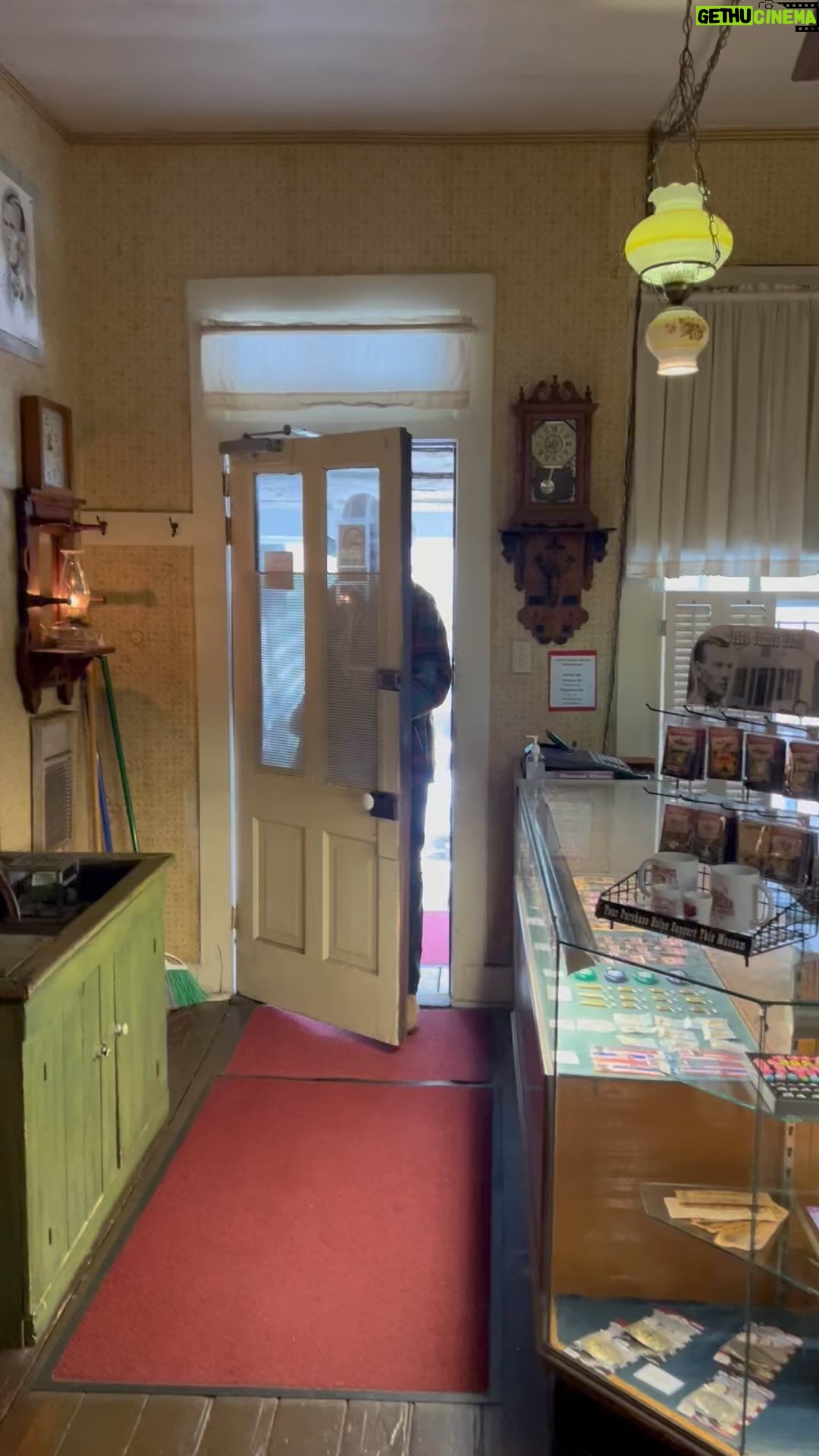 Frank Stallone Jr. Instagram - Finally after so many years and so many books read on the famous outlaw Jesse James I stopped in his house in St. Joseph, Missouri where he was killed shot in the back by Bob Ford. It's a pretty amazing experience for someone like me who is studied the west and western outlaws most of my life, I hope you enjoy it too. #jessejames #misourri #outlaws s