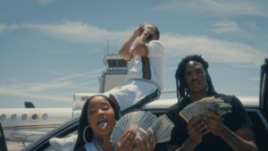 French Montana Instagram - “Used to hug the block like Michael Rubin” 💨  #RemixKilla still undefeated 🌊 you know what it is when u hear that HANNNNNNNN !!! @stunnagirl “ like dat “ remix ft. Me video out now ! DSP’s MIDNIGHT .