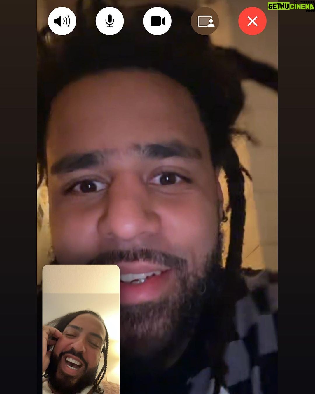 French Montana Instagram - Jus chop it up w the bro @realcoleworld still 💯10 years later, bro never changed always solid .. #snappleFact bro was suppose to Excutive produce my first album “Excuse my french “ stay tuned‼️
