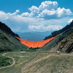 Frida Gustavsson Instagram - Valley Curtain, Rifle, Colorado, 1970-72 by Christo and Jean-Claude 🧡