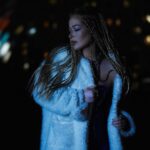Gülçin Ergül Instagram - Kör eden aşkla şimdi görürüm… Photos: @muratjoker Styling: @jefirt Hair: @ersinkoose Mua: @royasarvari_beauty Designers: @basaklaofficial @eclectic_concept @seebe.istanbul Accessories: @lesbebesdesign
