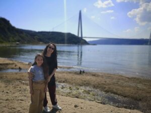Güzin Alkan Instagram - #mutluluk #yaz #yavuzsultanselimköprüsü #poyrazköy #sevgi @ozlmbjk  @aylin.akpinarofficial