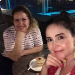 Güzin Alkan Instagram - #yemek #sohbet #happy #istanbul 🥰🧿🧿🎈🎈 Akmerkez Etiler