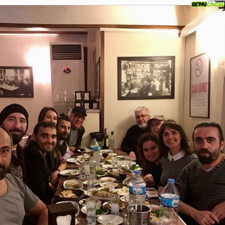 Güzin Alkan - 728 Likes - #tbt #perşembe #kıymetli #özel #şenerşen #uğuryücel #beyoğlu #sinema #sohbet #dost #dostluk 🎈
