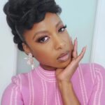 Gabrielle Dennis Instagram – I think I look a lot like that girl Cass from #TheBigDoorPrize 🤪

SEASON FINALE is out now @appletv 🦋

#AppleTVplus #AppleTV #SeasonFinale
#TheBigDoorPrize #Season1 #StreamingNow