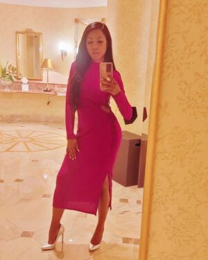 Gabrielle Dennis Instagram - It's been a good minute since I've been out all day and night lol so not sure if bathroom selfies are still a thing but until I recover from yesterday's festivities this is all I have the energy to post lol.