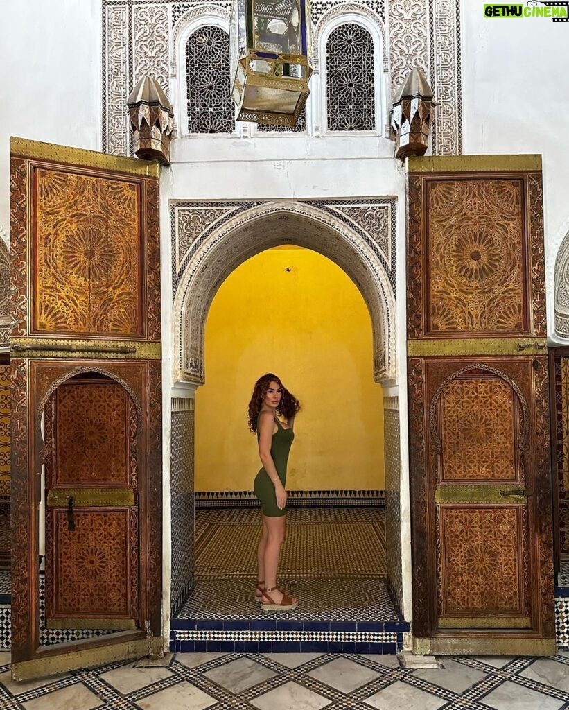 Gabrielle Marion Instagram - Marrakech est une des beautés de ce monde 🇲🇦👏🏼 À visiter: -La médina -La villa de Yves Saint-Laurent et Pierre bergé -Le musé YSL #travel #marrakech #ysl #medina Majorelle Gardens, Marrakech
