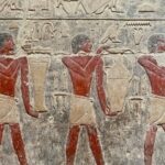 Gabrielle Marion Instagram - Si tu es claustrophobe, je te conseille de regarder mais pas entrer 𓂀 #egypt #gizeh #pyramid Pyramid,Giza,Egypt