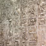 Gabrielle Marion Instagram - Si tu es claustrophobe, je te conseille de regarder mais pas entrer 𓂀 #egypt #gizeh #pyramid Pyramid,Giza,Egypt