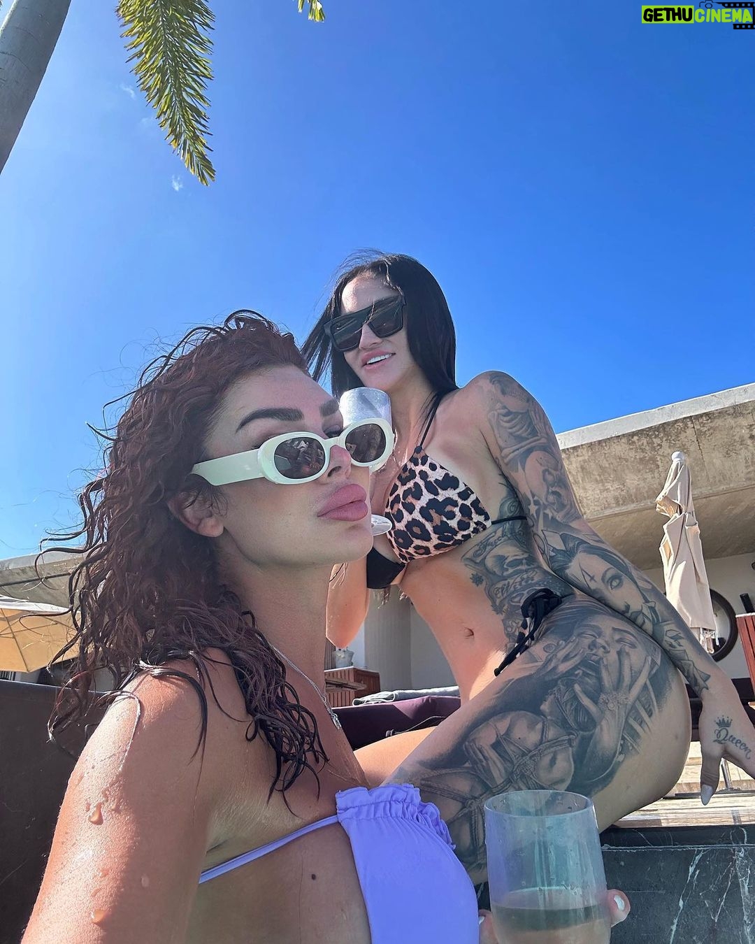 Gabrielle Marion Instagram - Mes dernières photos du Mexique.. promis 🙄🌴 Cancún, Quintana Roo