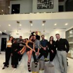 Gabrielle Marion Instagram - Finir 2022 et commencer 2023 avec eux✨🤍